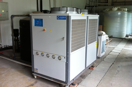 冷水机不制冷还无报警问题解决方案